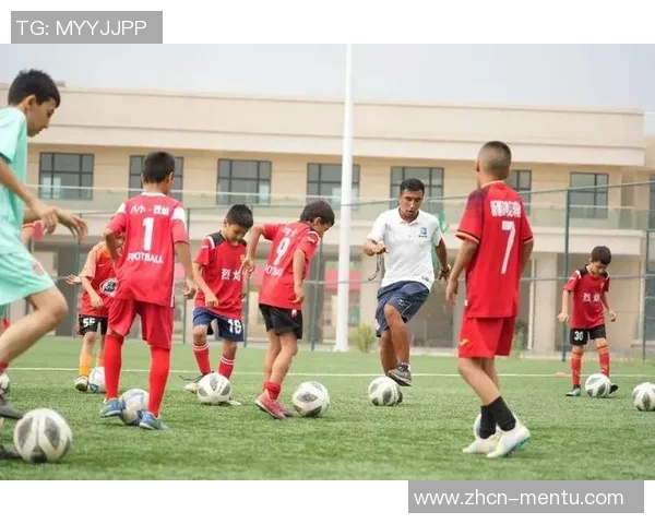 中能足球崛起之路探索球队发展与青训体系的成功之道 中能足球崛起之路探索球队发展与青训体系的成功之道